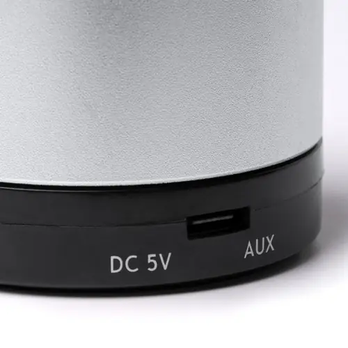 altavoz inalámbrico fabricado en aluminio reciclado y cuerpo en distintos colores ref bs1062 - 02 Plata