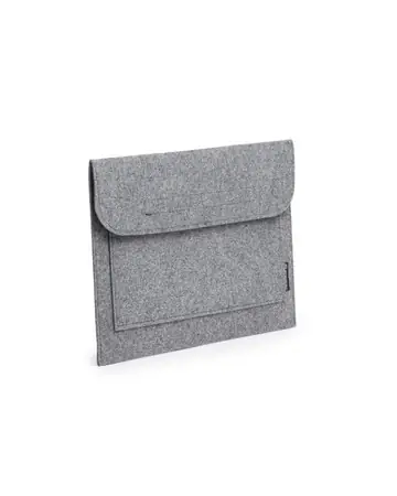 Funda para portátil de 15" realizada en fieltro reciclado con diseño vigoré
